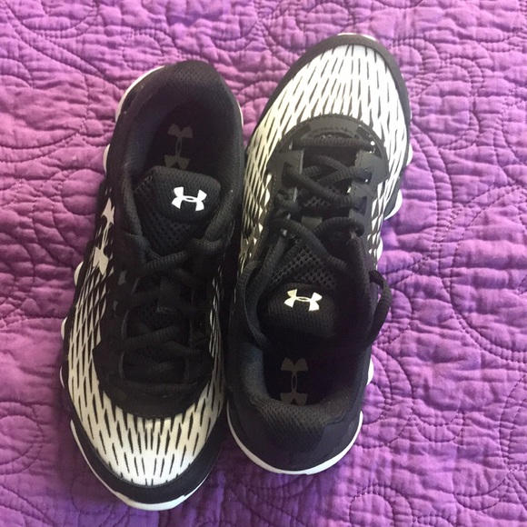 ‼️Last One‼️New Under Armour Running Shoes - Picture 4 of 5